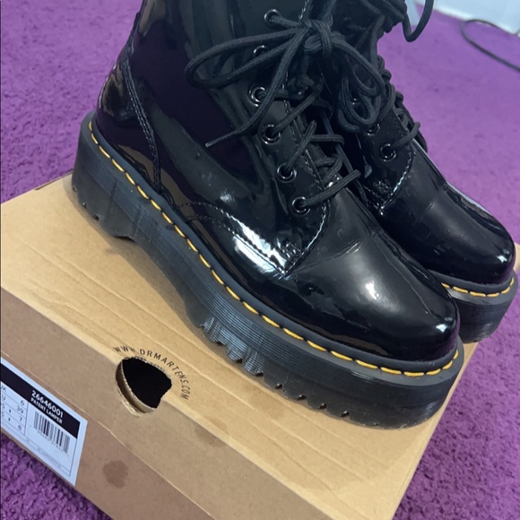 Women Dr.Martens - Picture 2 of 3